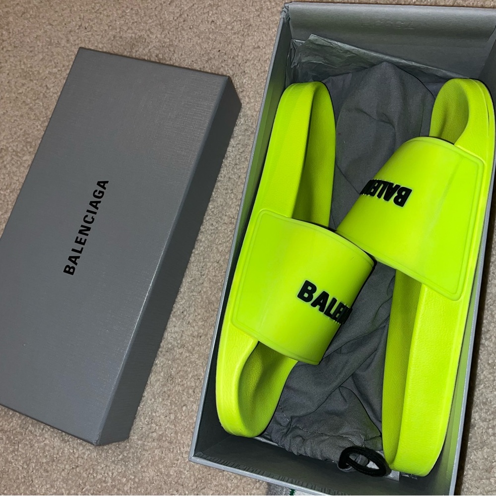 balenciaga pool slide shoes